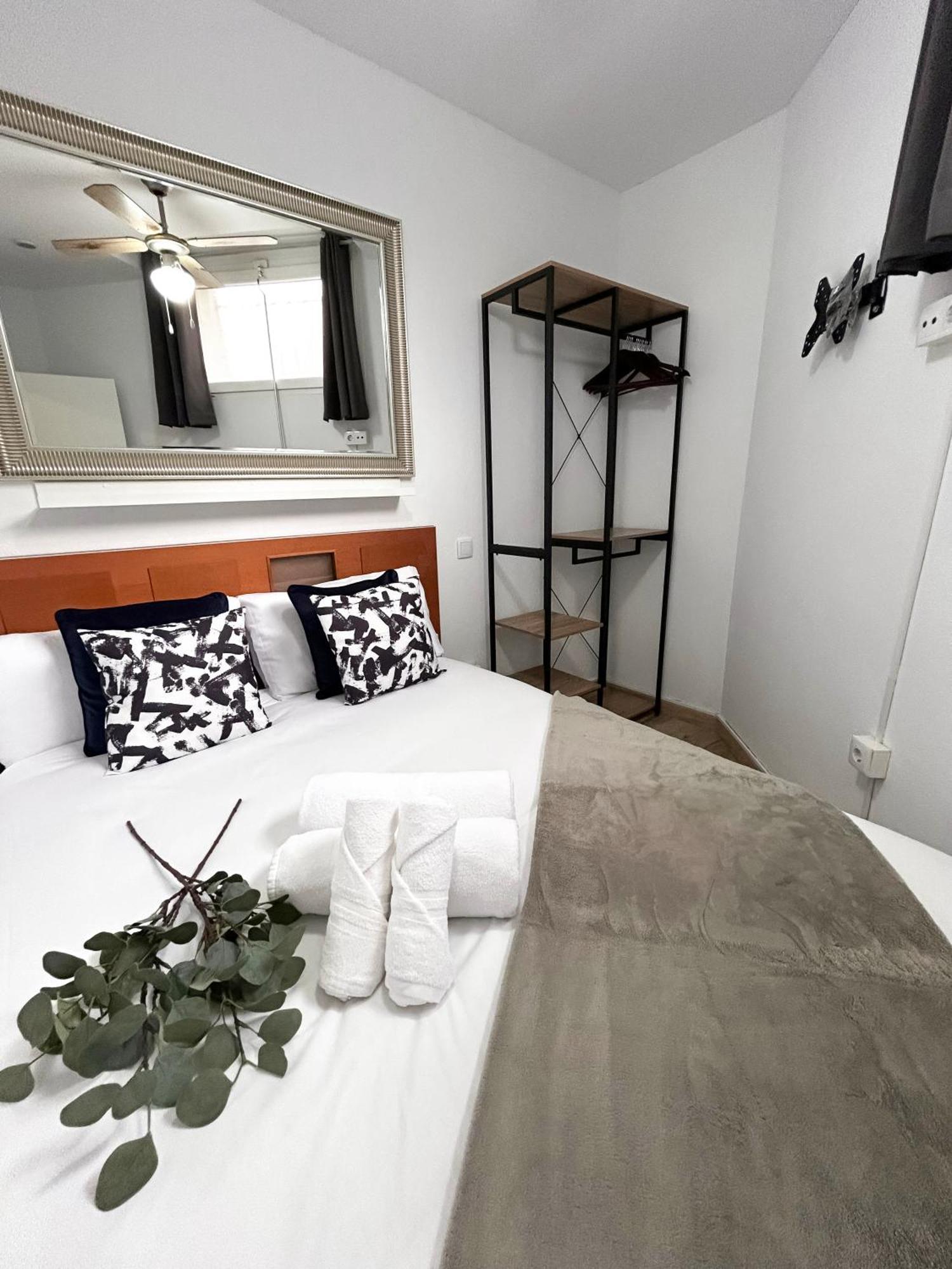 Charming Rio Manzanares Apartamento Madri Exterior foto