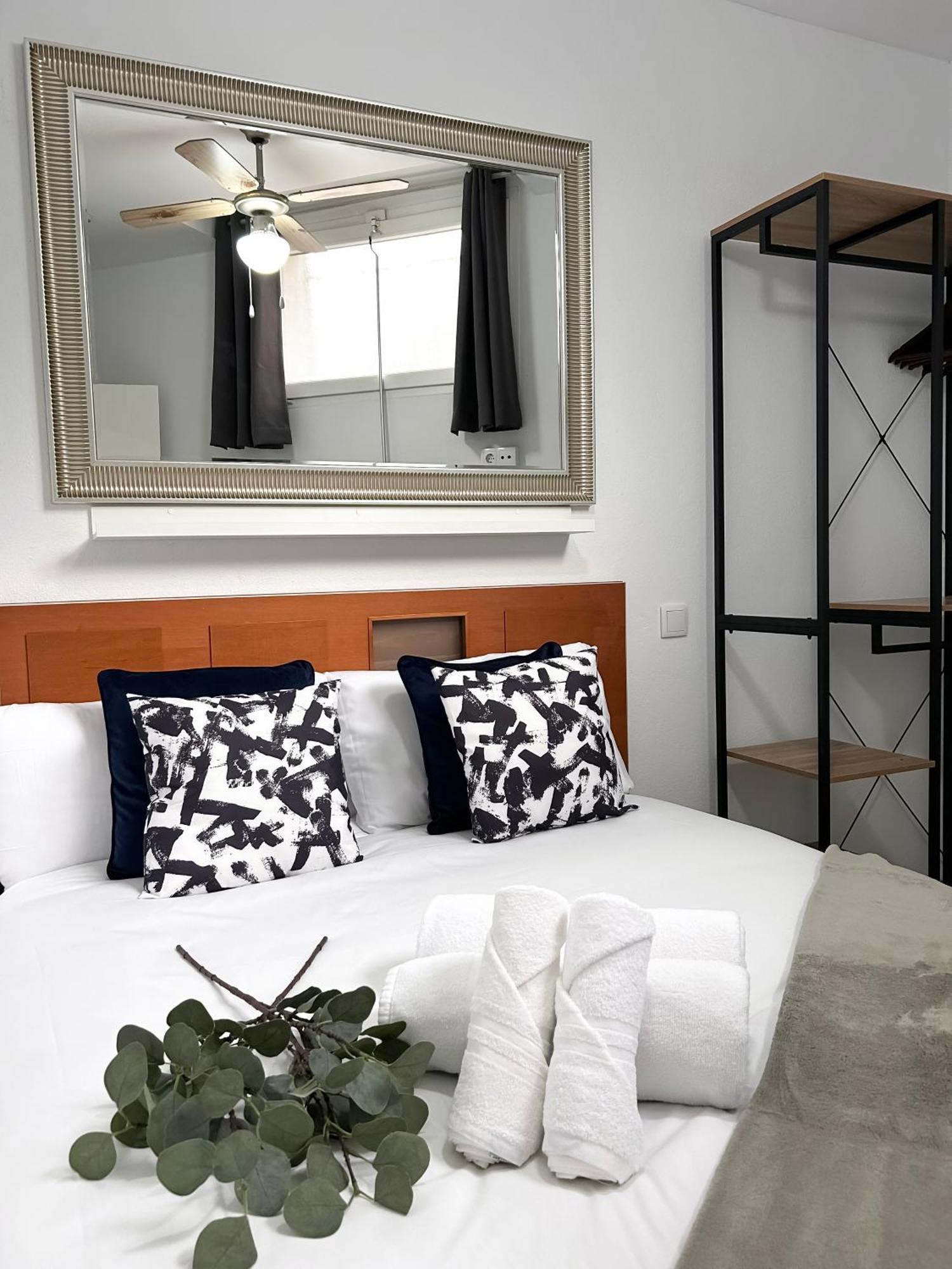 Charming Rio Manzanares Apartamento Madri Exterior foto